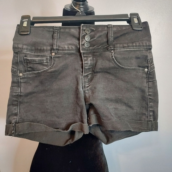 Forever 21 Pants - Forever 21 Black Jean Shorts Size Small